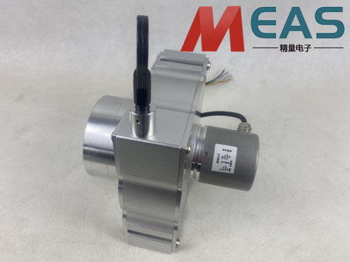 ����λ�ƾ��a������ͨ�^(gu��)��݆�D(zhu��n)�P�C(j��)��(g��u)�M(j��n)���^(gu��)��